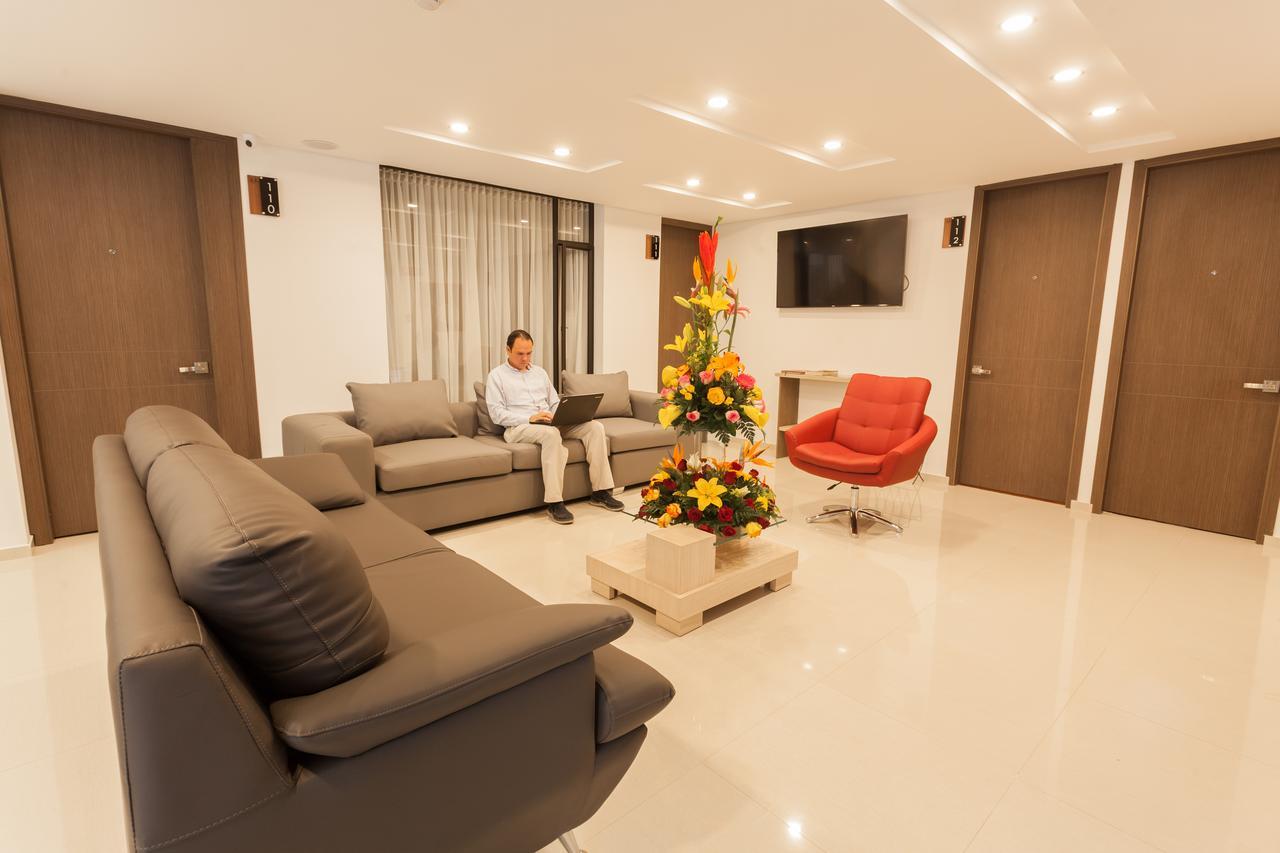 Hotel Plaza Carnaval Пасто Екстериор снимка