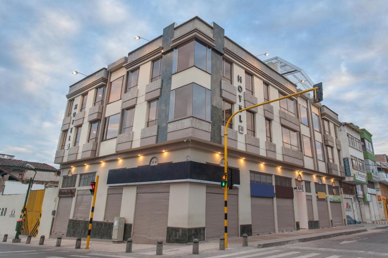 Hotel Plaza Carnaval Пасто Екстериор снимка
